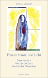 Frau im Mantel von Licht